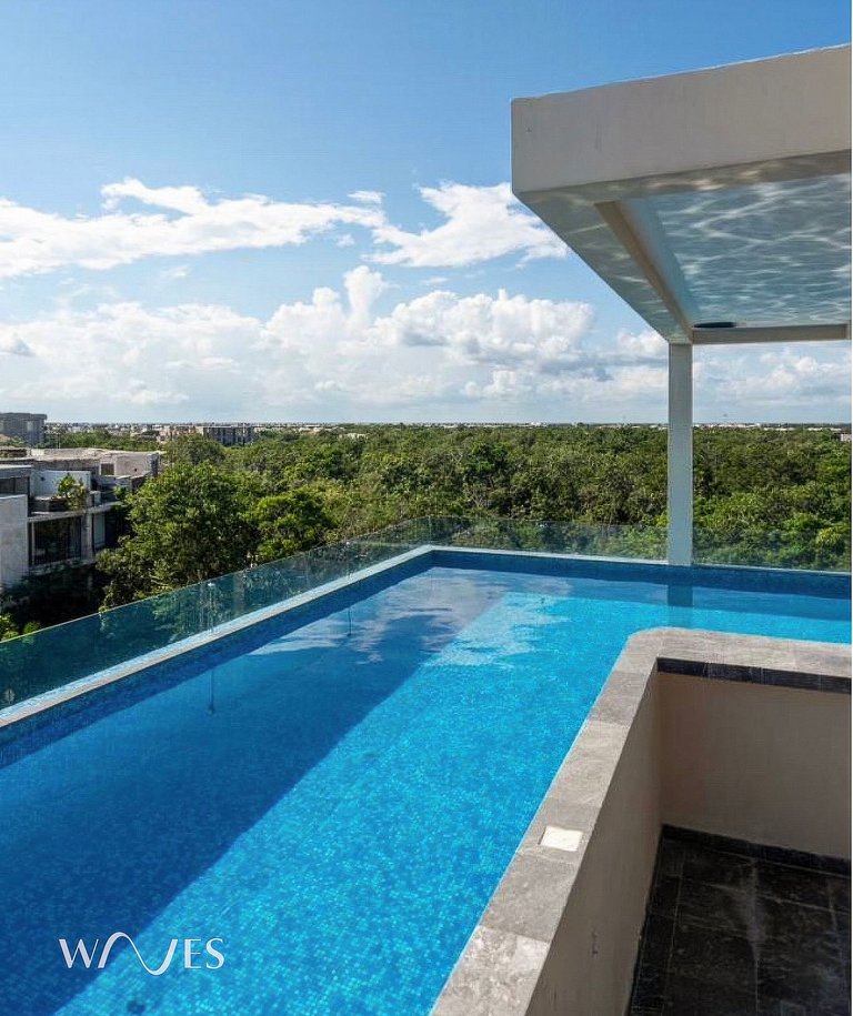 Modern Studio w/Rooftop Pool and Gym