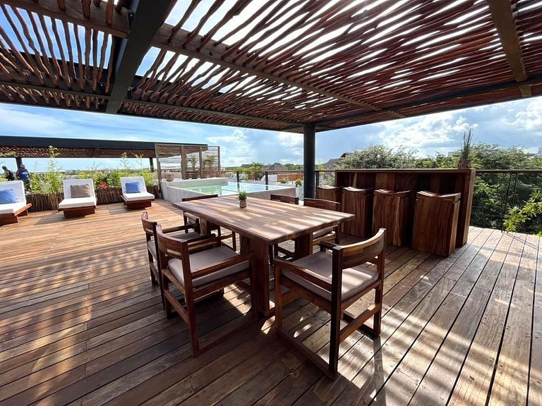 Piscina privada y terraza en Aldea Zama, Tulum