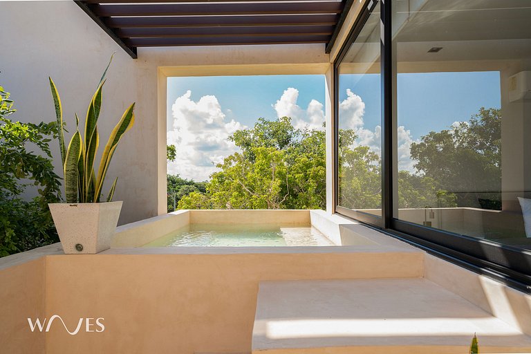 Oasis Chic con Piscina Privada y Vista a la Jungla