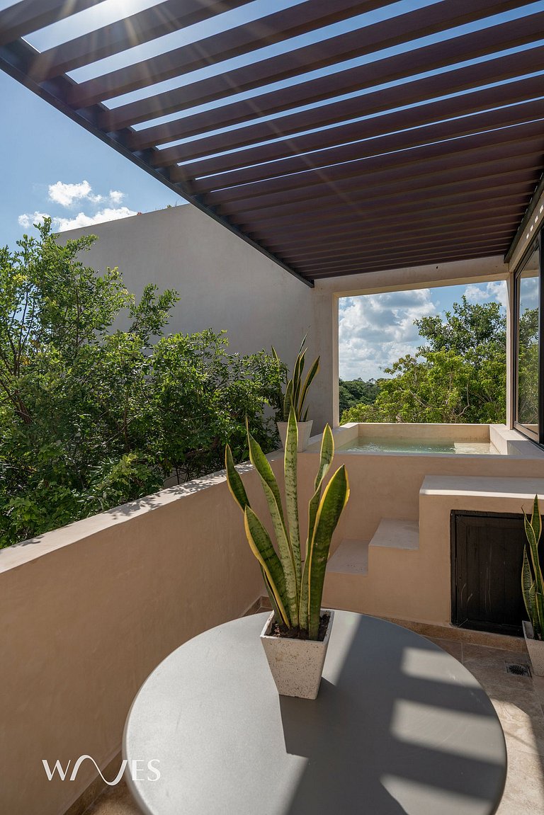 Oasis Chic con Piscina Privada y Vista a la Jungla