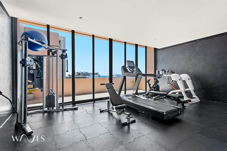 Modern Studio Rooftop w/Pool and Ocean View