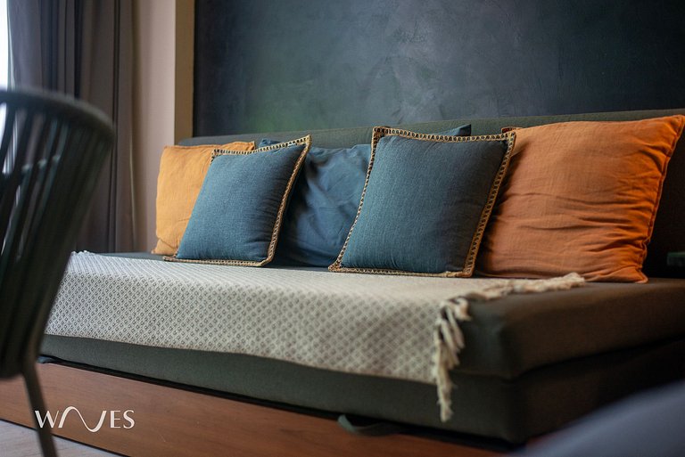 Modern Studio Rooftop w/Pool and Ocean View