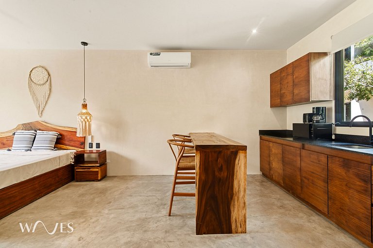 Minimalist loft: your private space surrounded by nature