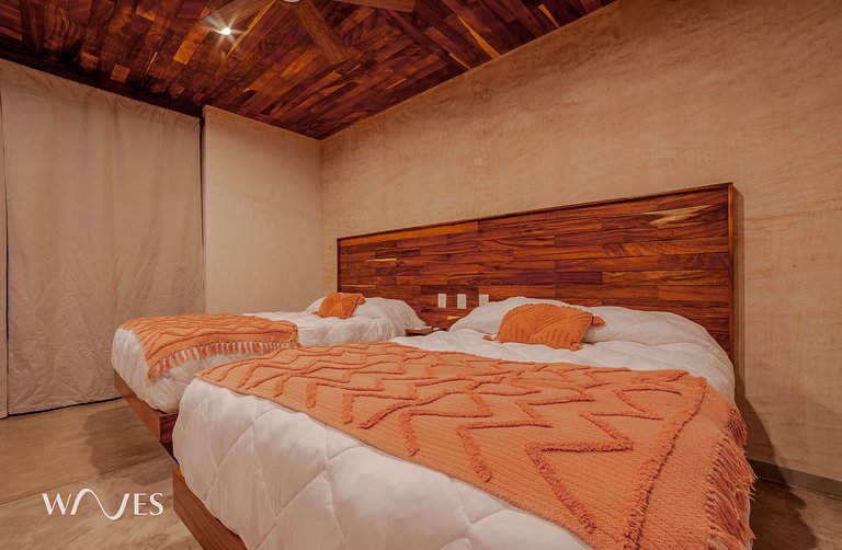 Dream House - Exclusive Villa Steps from the Beach