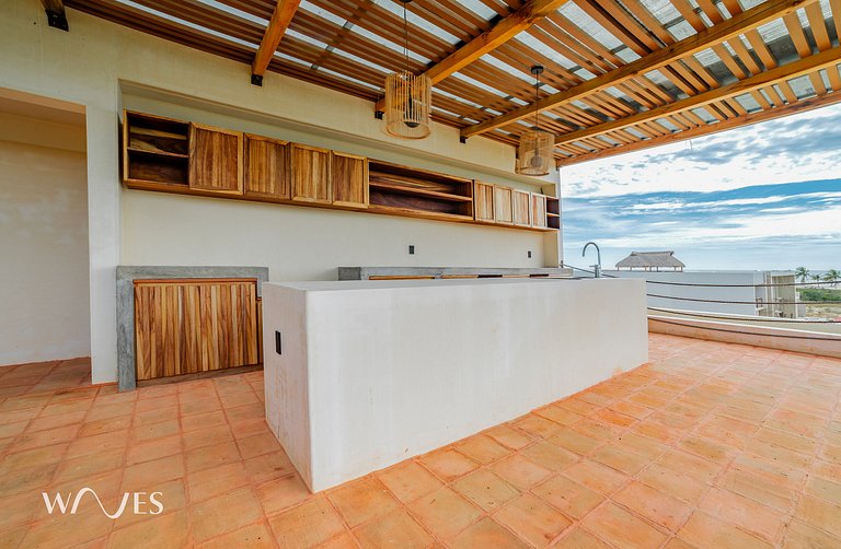 Villa privada con vista al mar y alberca