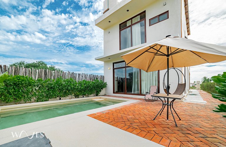 Villa privada con vista al mar y alberca
