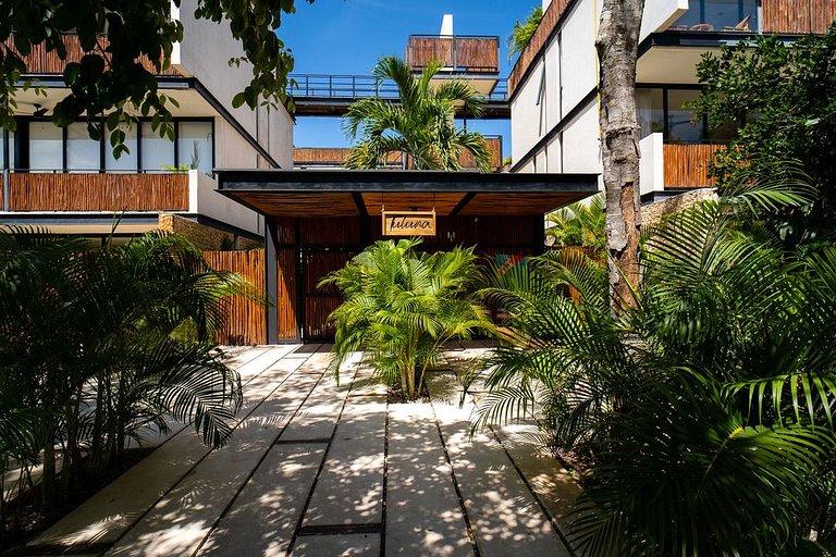 2 Rec. | Piscina Privada | Espaciosas Áreas Verdes