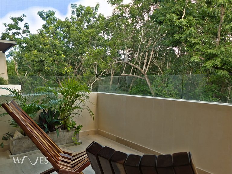 Great located w/Amazing views and Amenities