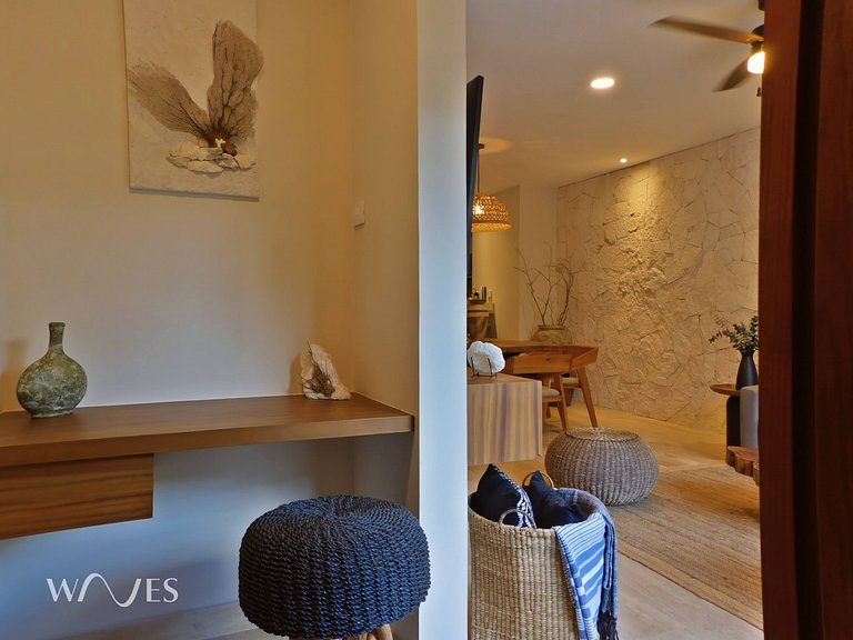 Great located w/Amazing views and Amenities