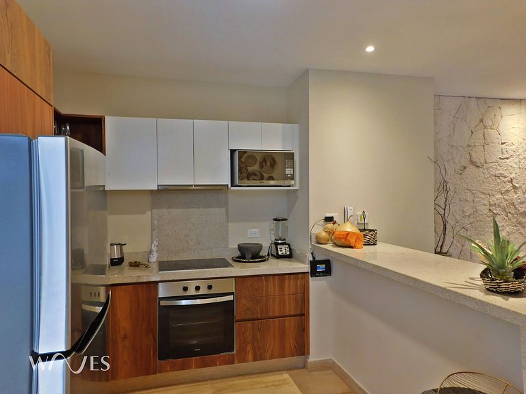 Great located w/Amazing views and Amenities