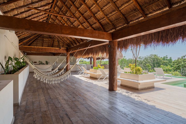 1 Rec. | Terraza con Alberca Infinita + Jacuzzi